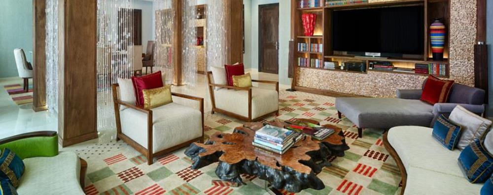 content/hotel/Jumeirah Vittaveli/Accommodation/5 Bedroom Royal Residence with Pool/JumeirahVittaveli-Acc-RoyalResidence-08.jpg